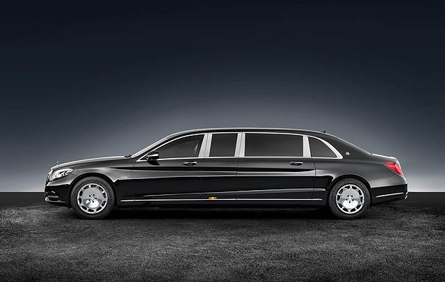 Mewah Berlapis Baja, Inilah Mercedes-Maybach S600 Pullman Guard  