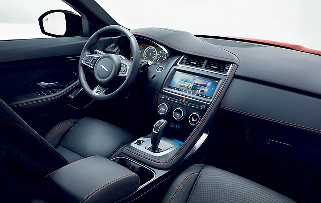 Jaguar E-Pace Resmi Diluncurkan  