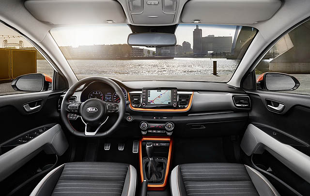 KIA Stonic Sub-Compact SUV Resmi Diluncurkan  