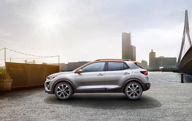 KIA Stonic Sub-Compact SUV Resmi Diluncurkan  