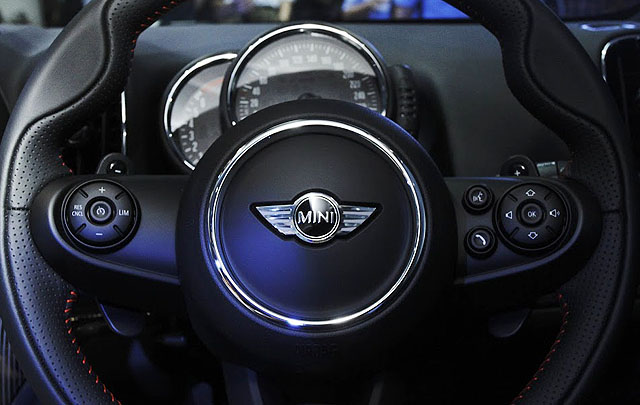 MINI Countryman Terbaru Resmi Mengaspal di Tanah Air