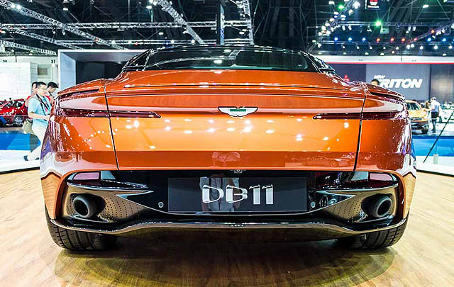 Aston Martin DB11 Debut di Bangkok Motor Show 2016 
