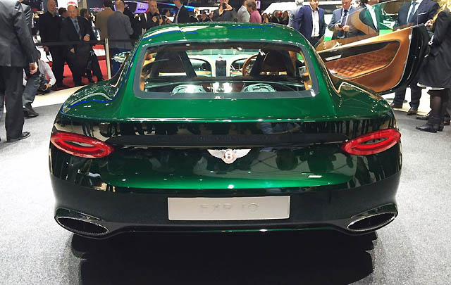 Bentley EXP 10 Speed 6 Curi Perhatian di Geneva 2015  