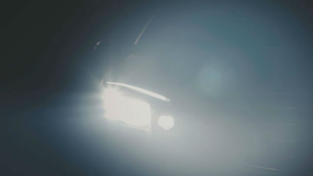 “Digital Light”: Lampu Anti Silau dari Mercedes-Benz  