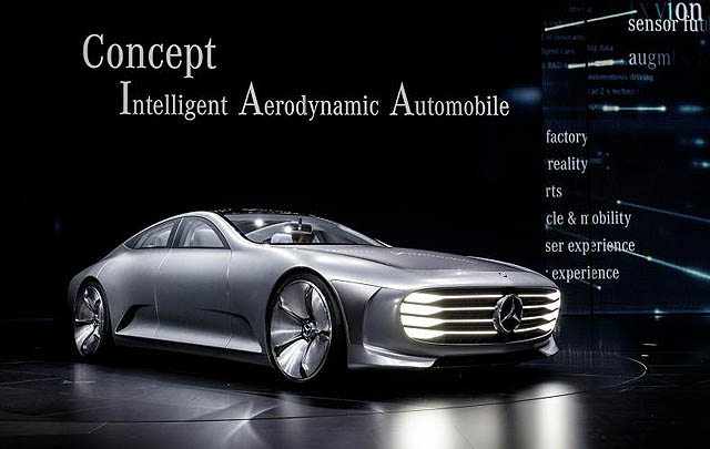 Mercedes IAA Concept Debut di Frankfurt Motor Show 2015