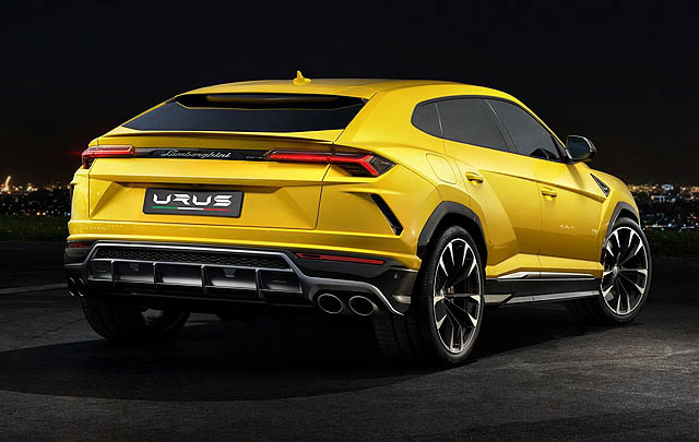 Kembali Rambah Segmen SUV, Lamborghini Urus Resmi Diluncurkan  