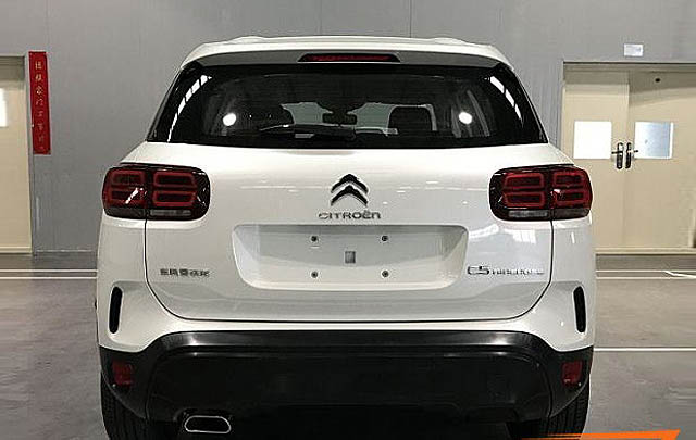 Inikah Versi Produksi Citroen C5 Aircross Terbaru?  