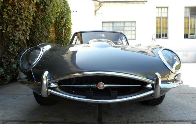 Jaguar E-Type (1964): Terlalu “Murah” Kalau Hanya 38.000 Euro  