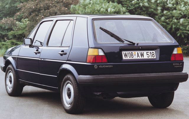 VW Golf: 40 Tahun Menjadi “Ikon Hatchback”  