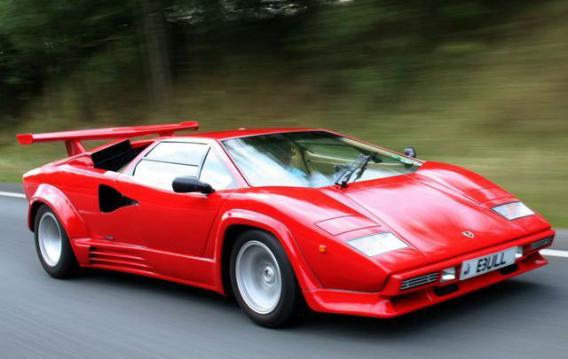 ‘80 Legends: Ferrari Testarossa & Lamborghini Countach  