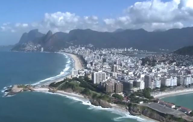 Brasil: Musik, Kuliner, Sepakbola, dan Maling Mobil  