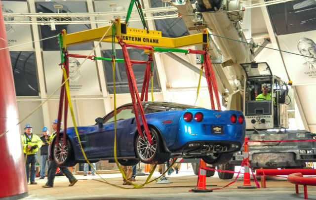 Akhir dari Kisah Lubang Raksasa di National Corvette Museum  