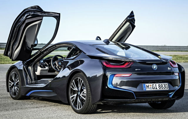 i8S 500-HP: “Flagship” Satu Abad BMW  