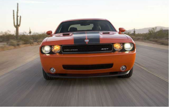 Dodge Challenger: Terinspirasi dari E-Class Lawas  