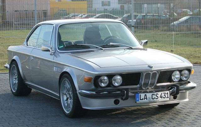 BMW Resto-Mod Paling Sempurna  