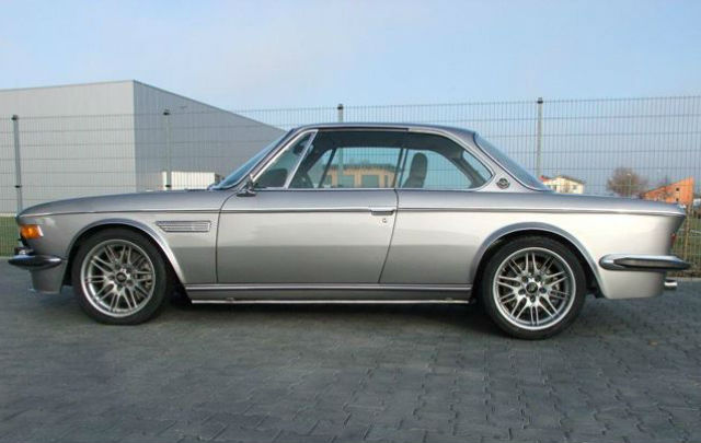 BMW Resto-Mod Paling Sempurna  