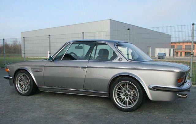 BMW Resto-Mod Paling Sempurna  