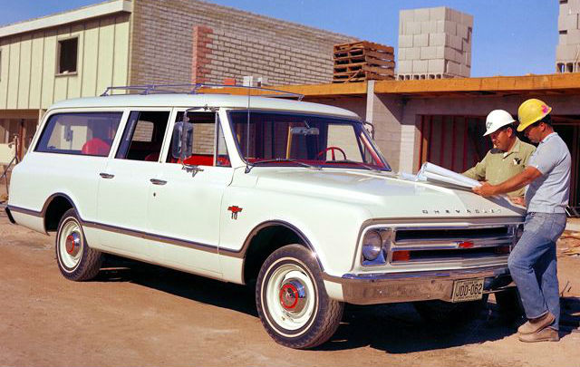 80 Tahun Suburban  