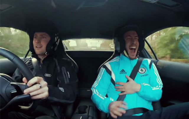 Cara Superstar Chelsea dan Audi Supercar Bersenang-senang  