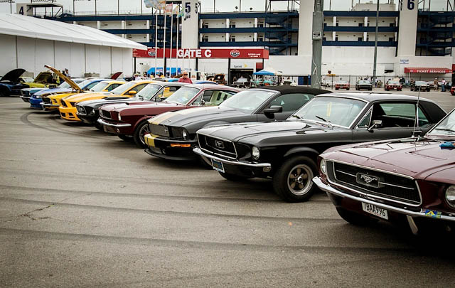 Highlights 50 Tahun Ford Mustang: Las Vegas Motor Speedway  