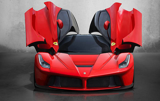 Ferrari Segera Lelang LaFerrari Unit Terakhir  