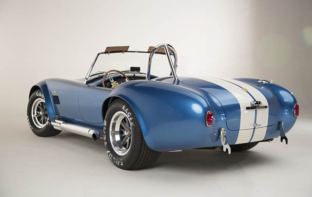 Edisi 50 Tahun Shelby Cobra 427 Diluncurkan  