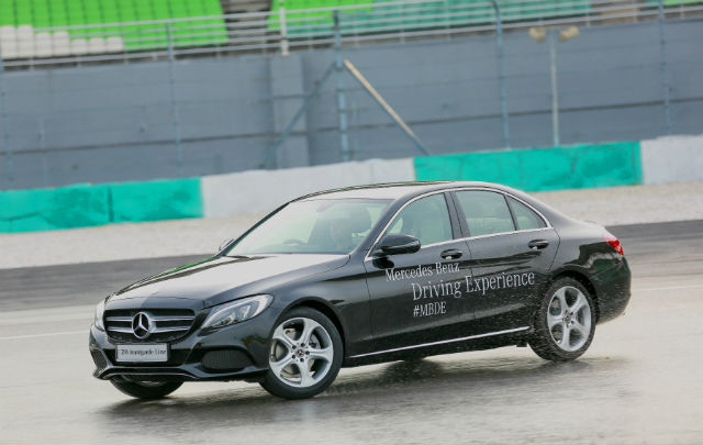 Driving Experience with Mercedes-Benz AMG Sepang 2017: “No Limit Through Horizon”  