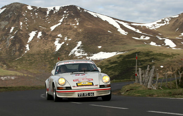 Porsche 911 Carrera RS (1973) yang Menyenangkan  