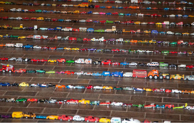 24.189 Diecast Berbaris: Pecahkan Guinness World Records  