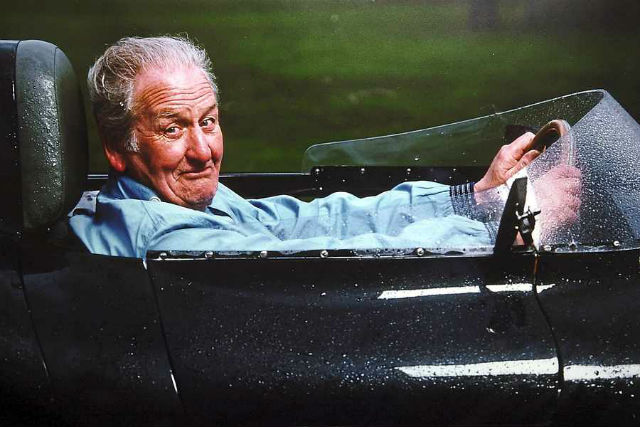 Jaguar Rilis Video untuk Hormati Norman Dewis  