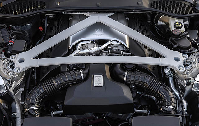 Dibekali Mesin AMG, Aston Martin DB11 Kini Lebih Terjangkau  