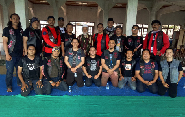 BBMC Jakarta Chapter Gelar Ultah ke-7, Summer Breeze di Pantai Tegal Papak  