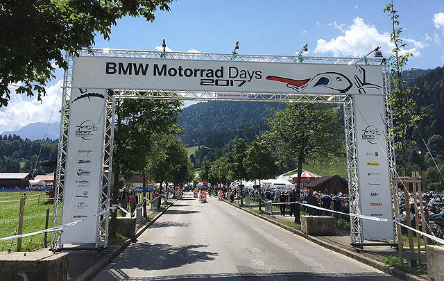 Puluhan Ribu Bikers Padati Ajang BMW Motorrad Days 2017  