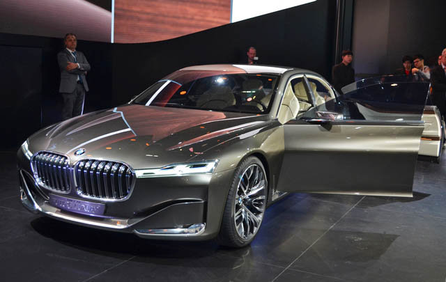 BMW 7-Series Terbaru, Bakal Lebih Ringan 170 Kg  