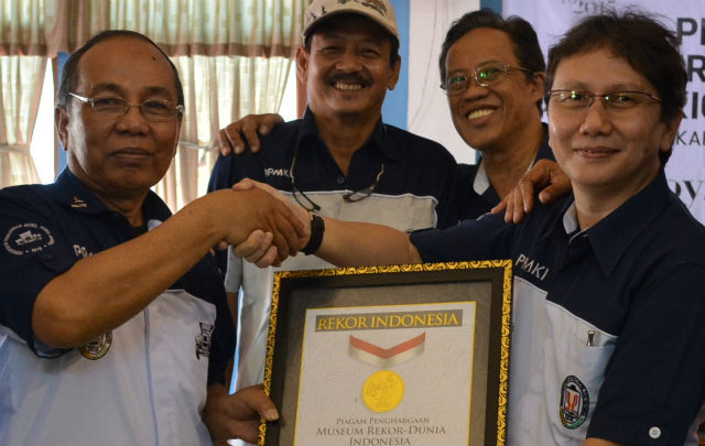 Jual-Beli “Online” Mobil Klasik: “Mudah, Murah, tapi Banyak Menipu!”