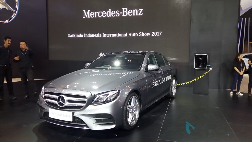 “Status Quo” Mercedes-Benz Indonesia    