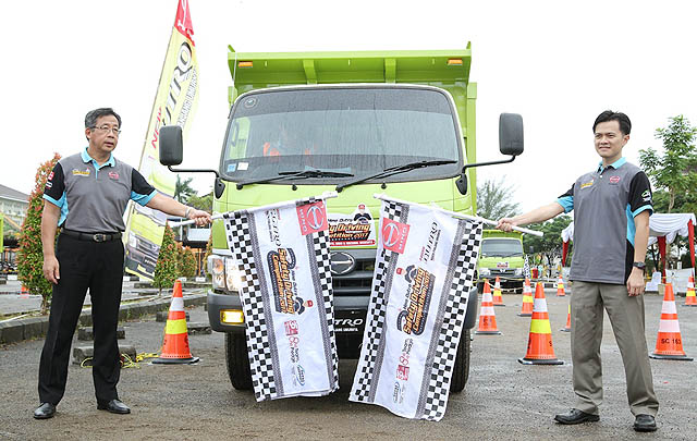 Hino Dutro Safety Driving Competition Digelar di Pontianak  