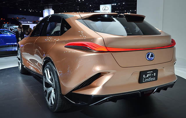 Lexus LF-1 Limitless Concept Debut di Detroit 2018  