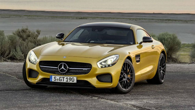 “Hat-Trick” Mercedes-Benz di World Car of the Year 2015  
