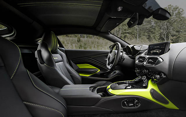 New Aston Martin Vantage Resmi Diperkenalkan