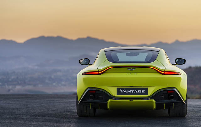 New Aston Martin Vantage Resmi Diperkenalkan  