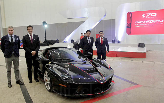LaFerrari Aperta Ramaikan HUT ke-70 Ferrari di Jakarta  