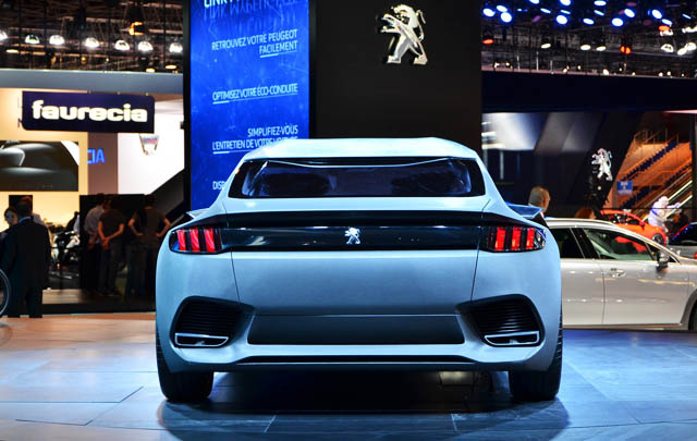 Peugeot Exalt Concept Hadir di Paris Motor Show 2014  