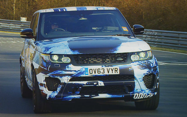 Penampakan Range Rover Sport SVR dalam Video  