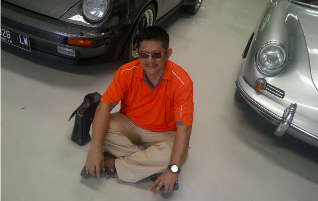 Ronny Arifudin: “Generasi Muda” di Komunitas Mobil Tua  