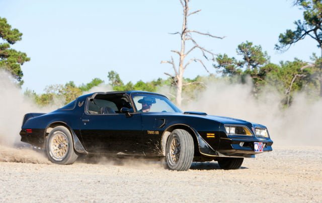 Trans Am “Smokey and The Bandit” Laku US$ 450.000  