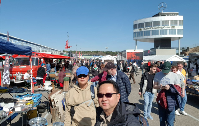 Sunny Ruslie Lanjut Keliling Dunia, Mampir ke Veterama Surganya Mobil Klasik