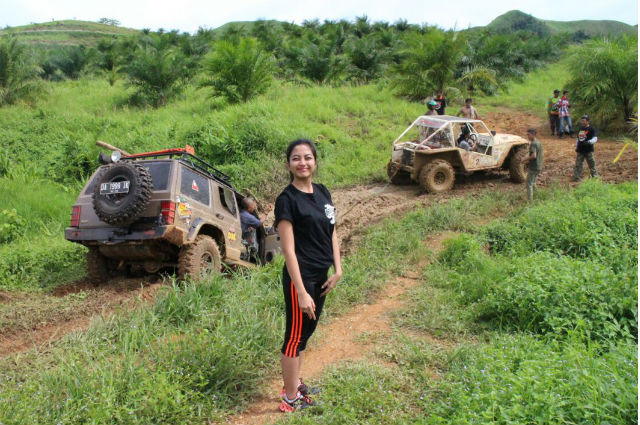 Andi Natassya: Puteri Indonesia yang Demen “Off-Road”