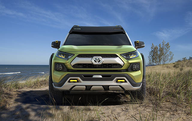 Ini Dia Wujud Asli Toyota FT-AC di LA Auto Show 2017