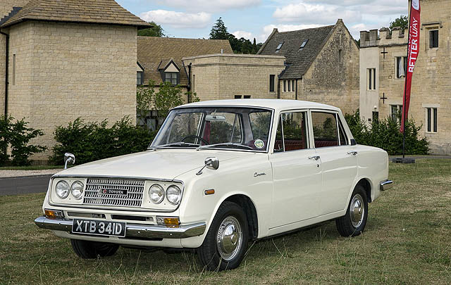 Rayakan 50 Tahun di Inggris, Toyota Tampilkan Koleksi Heritage